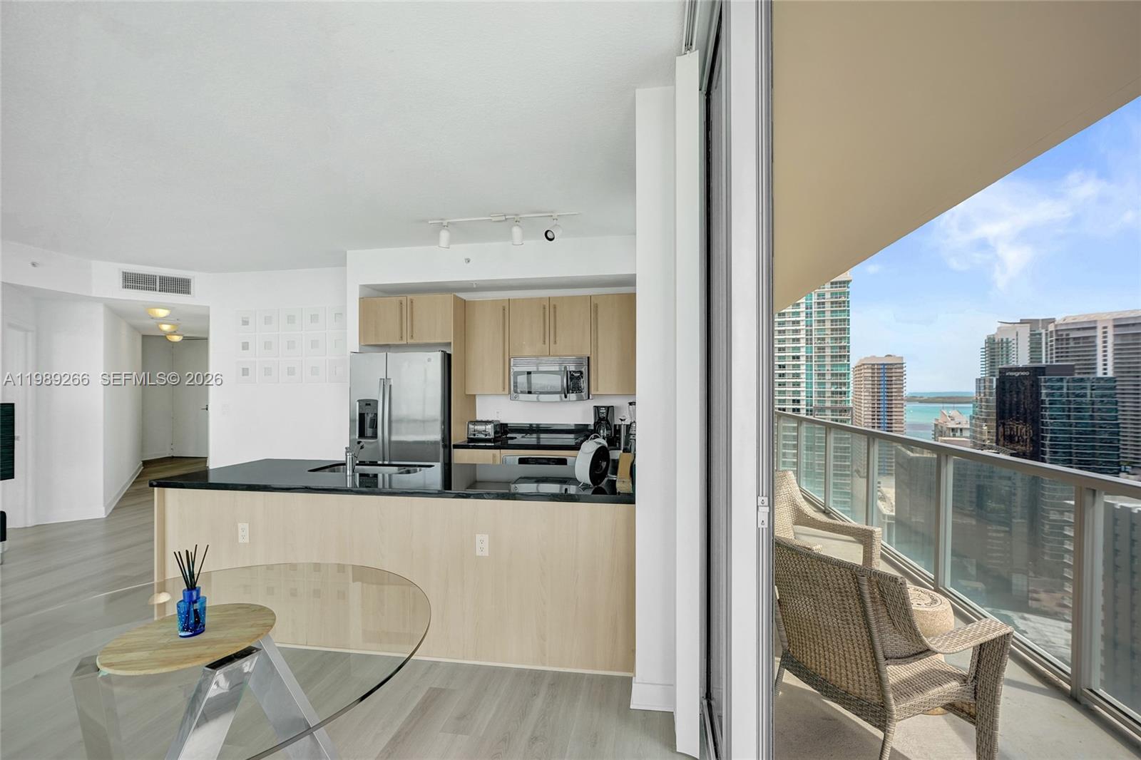 1111 SW 1st Ave #3514-N Miami, FL 33130