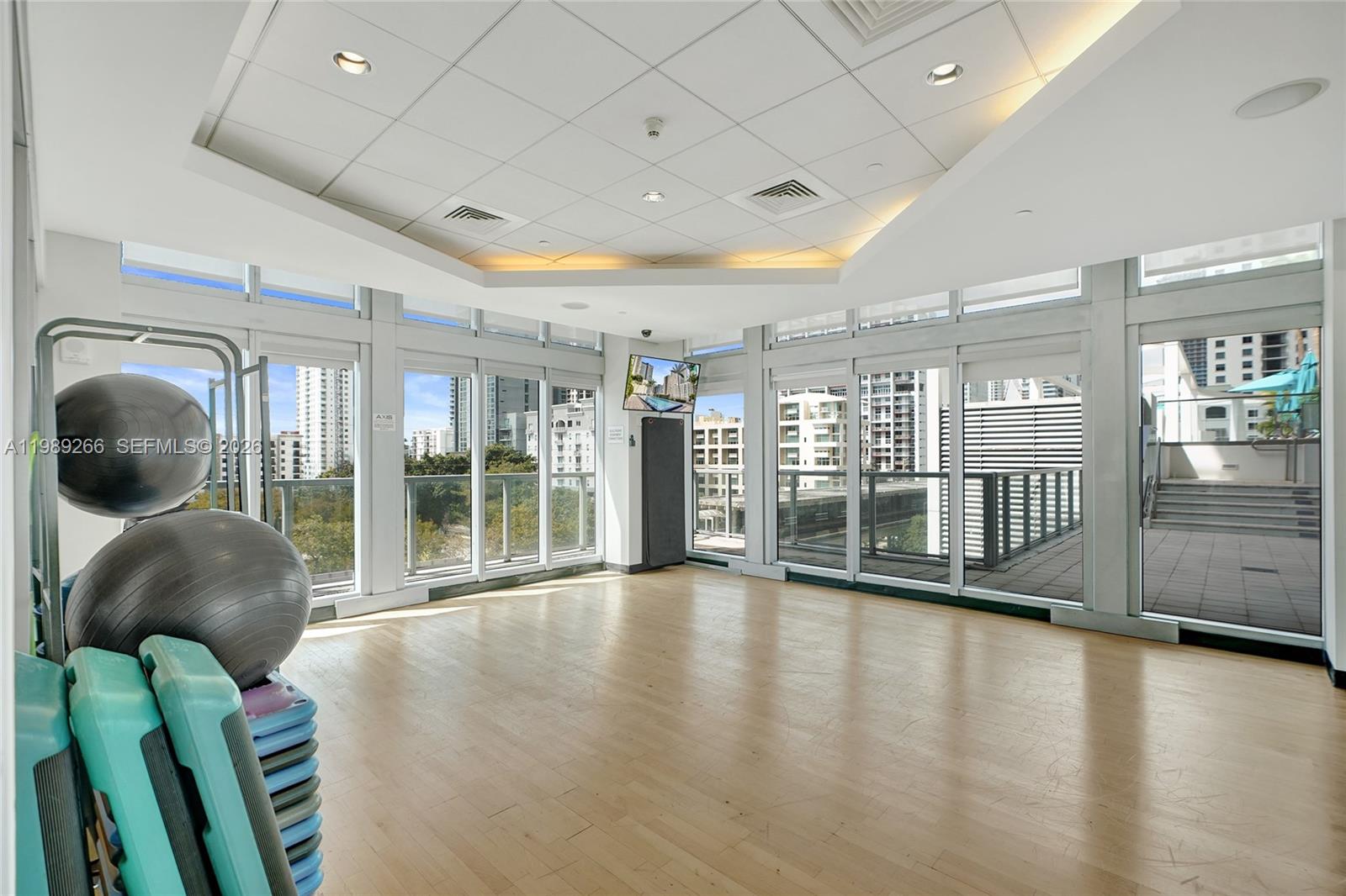 1111 SW 1st Ave #3514-N Miami, FL 33130