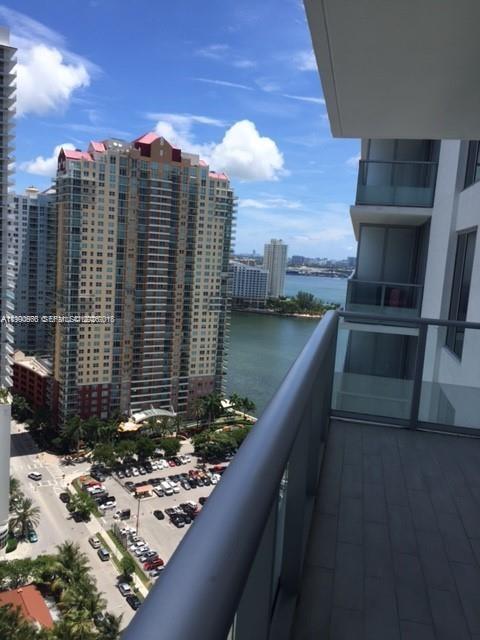 image Brickell House4
