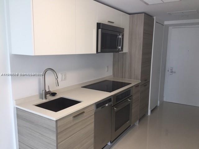 image Brickell House7