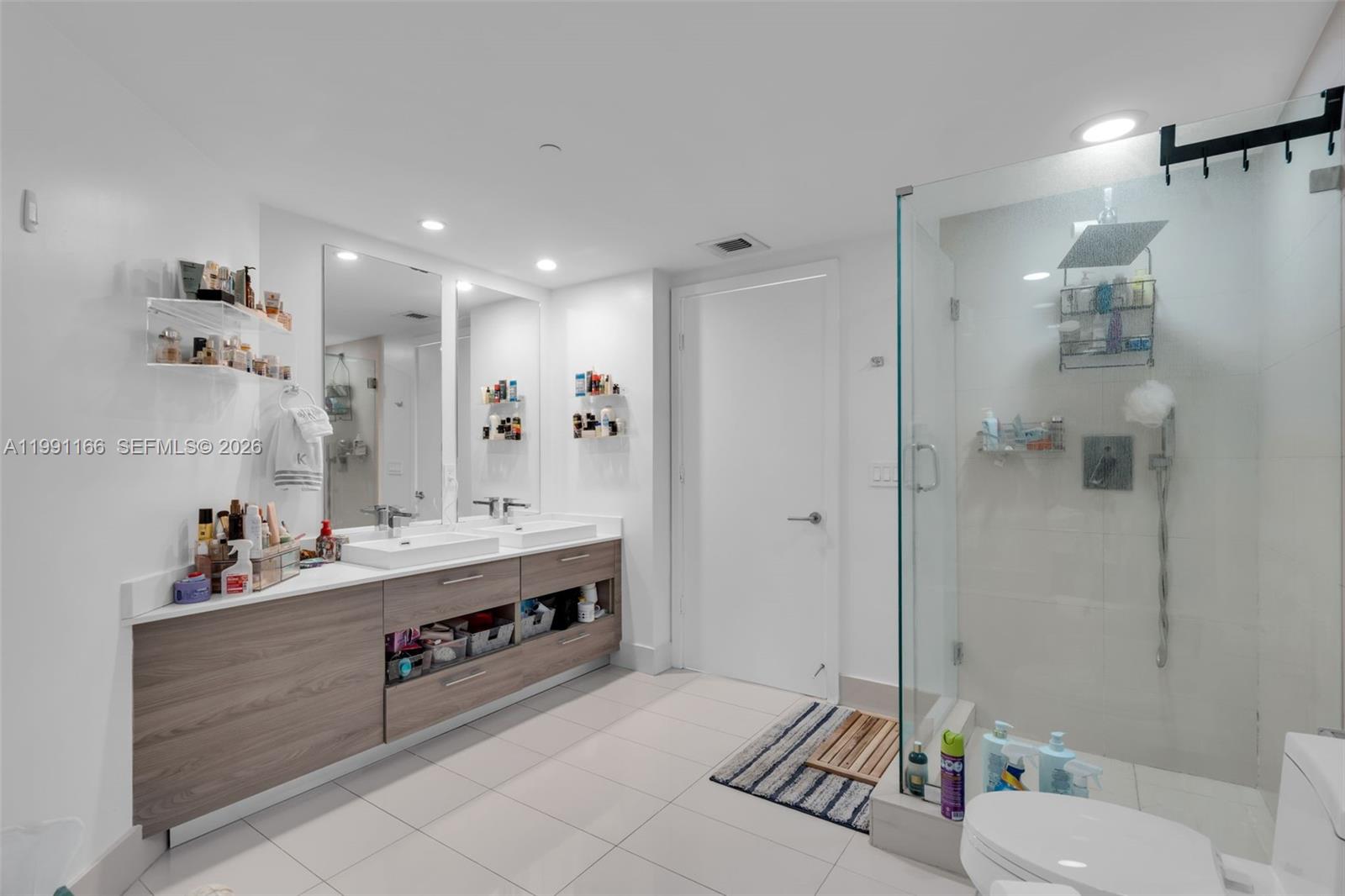 1300 S Miami Ave #1601 Miami, FL 33130