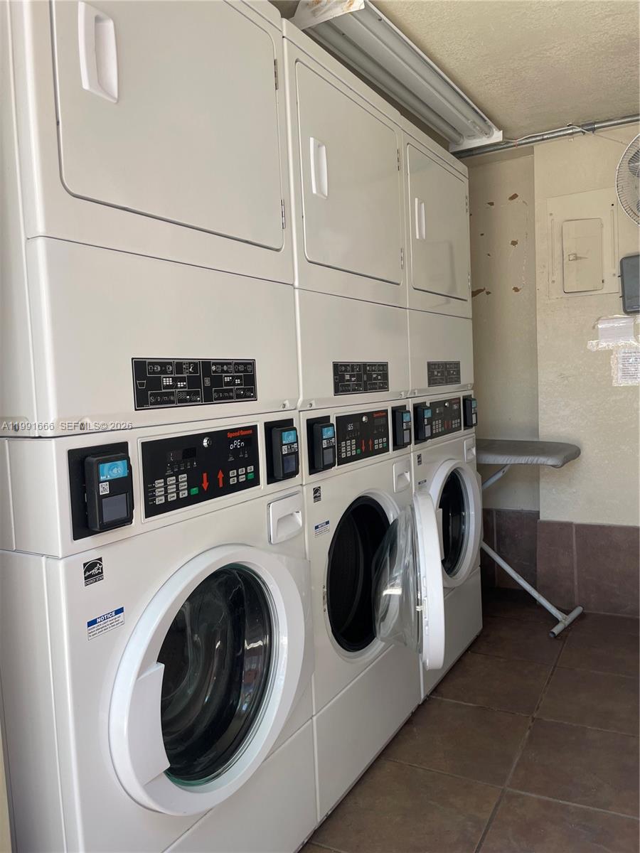 1405 Miami Rd #23 Fort Lauderdale, FL 33316