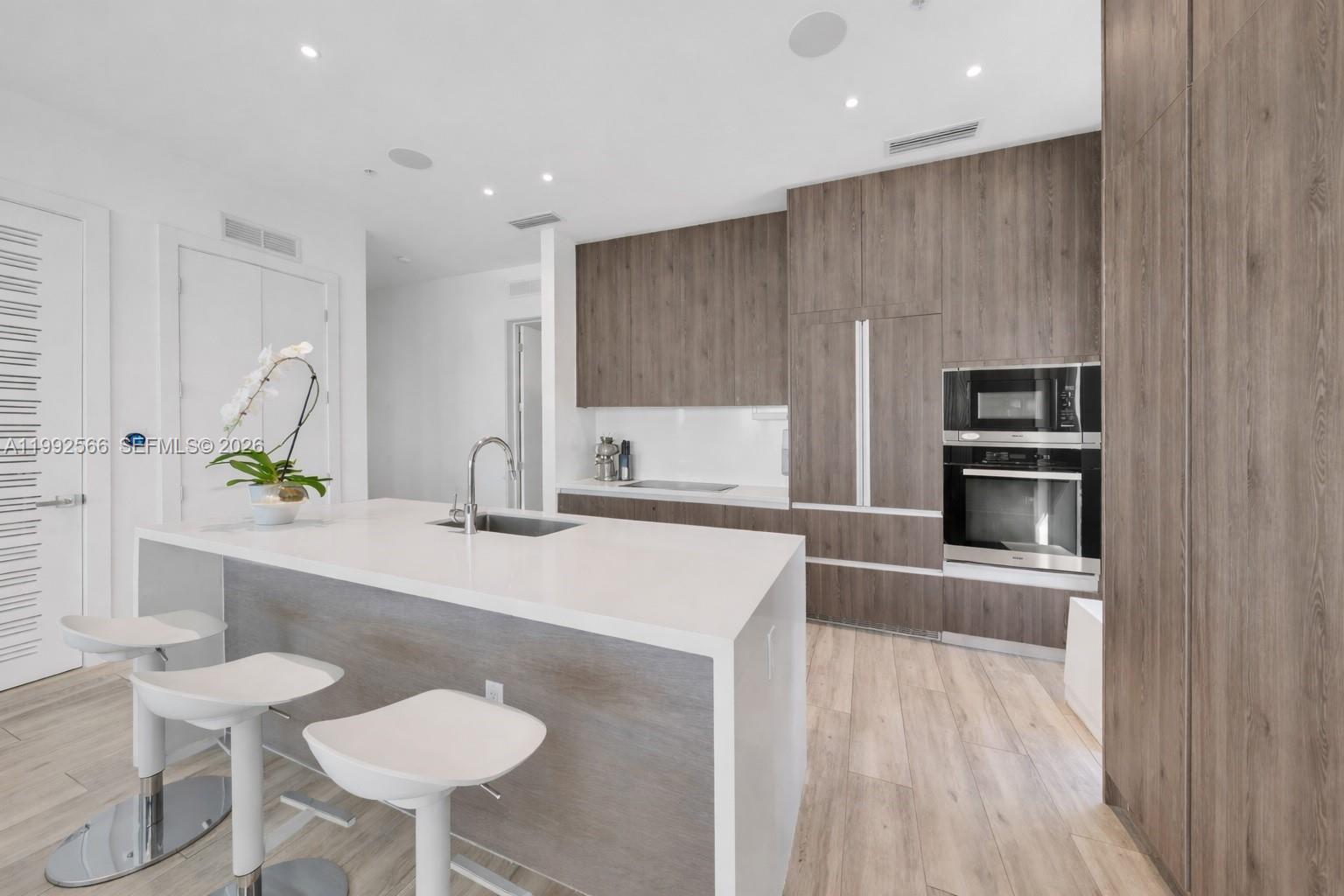 3156 SW 27th Ave #501 Miami, FL 33133