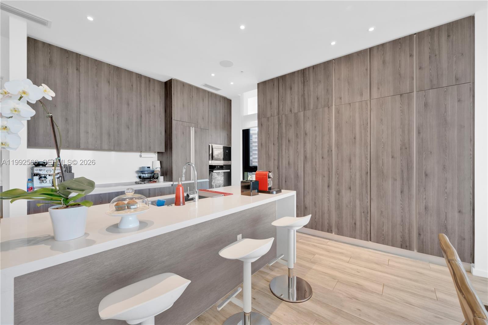 3156 SW 27th Ave #501 Miami, FL 33133