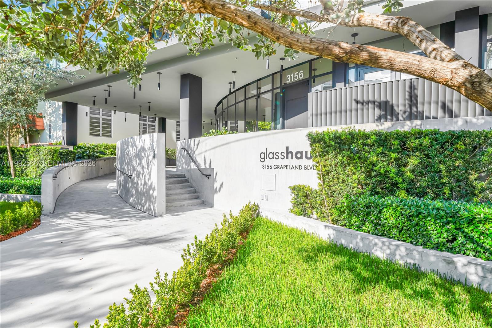 3156 SW 27th Ave #501 Miami, FL 33133