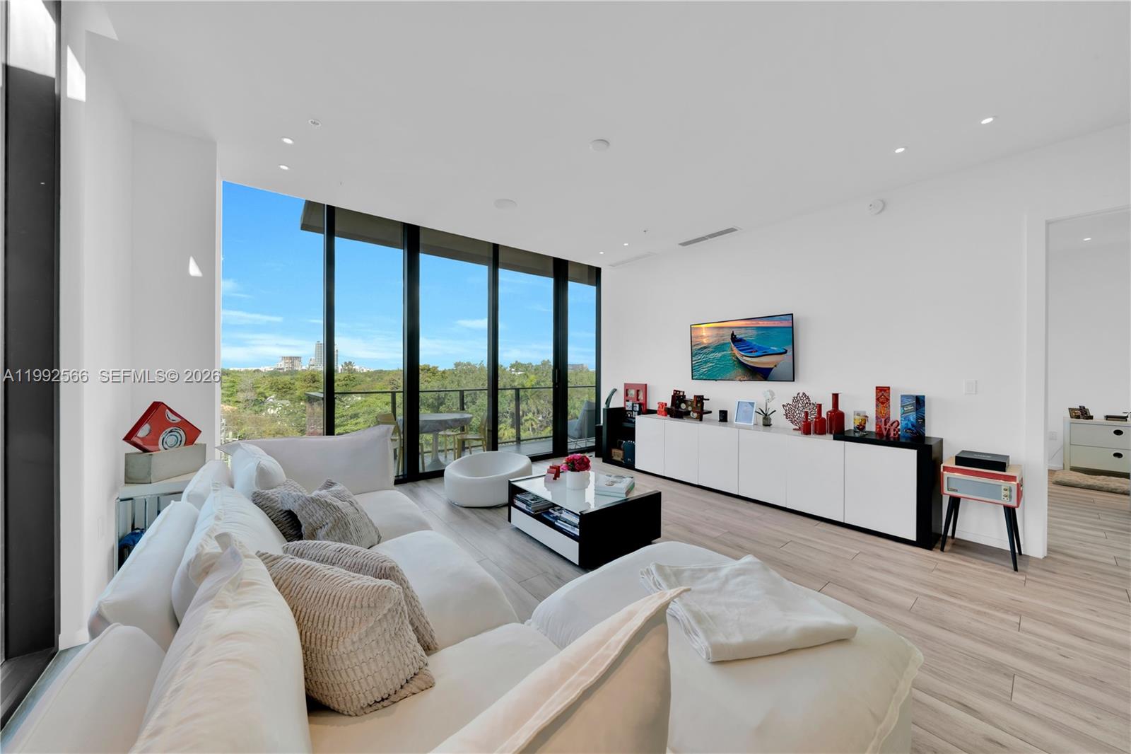 3156 SW 27th Ave #501 Miami, FL 33133