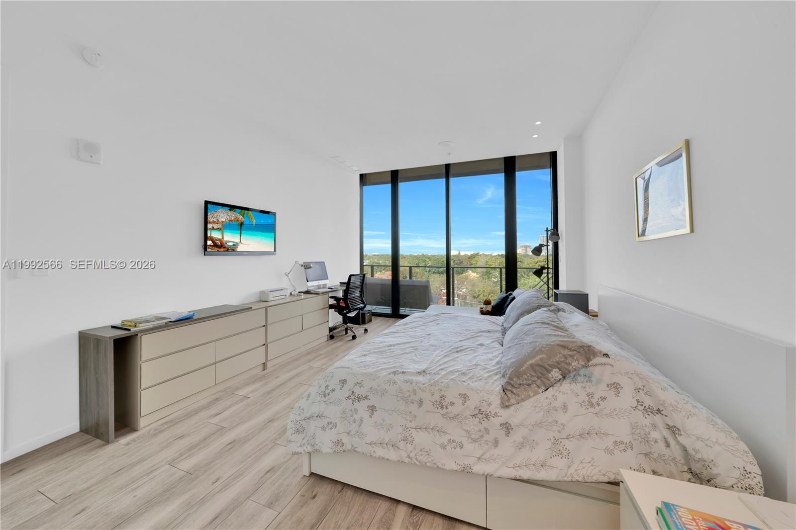 3156 SW 27th Ave #501 Miami, FL 33133