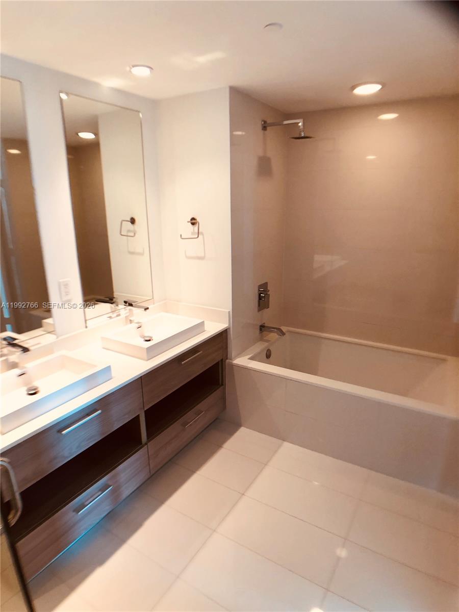 image Dua Miami (SLS Brickell)9