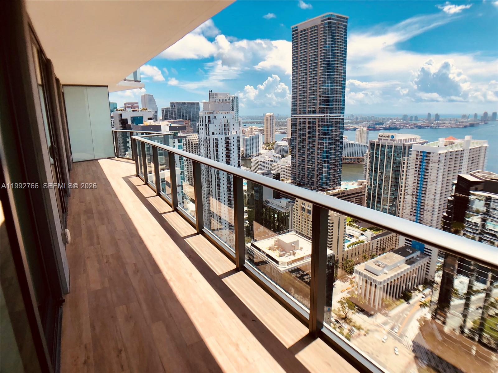 image Dua Miami (SLS Brickell)1