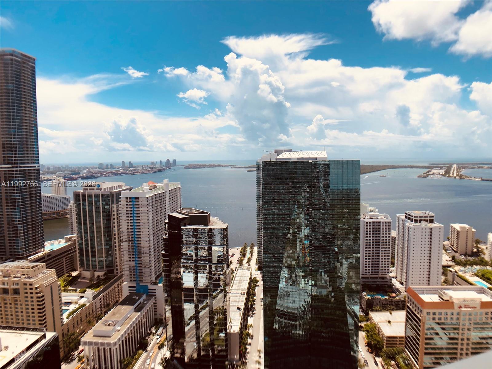 image Dua Miami (SLS Brickell)3