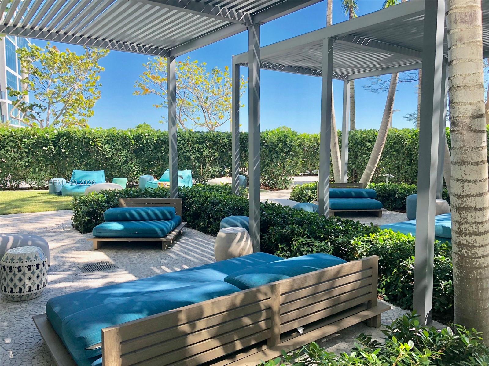 480 NE 31st St #802 Miami, FL 33137