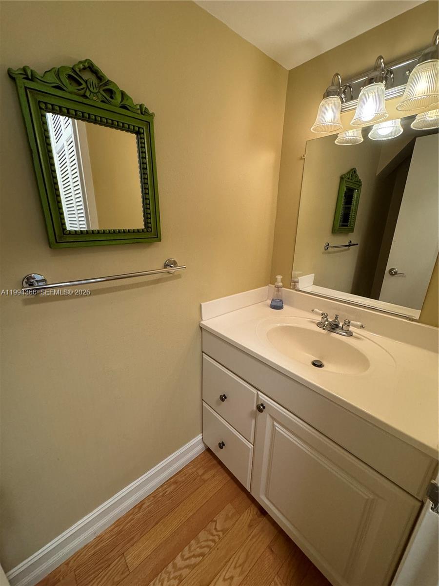 150 SE 25th Rd #11L Miami, FL 33129