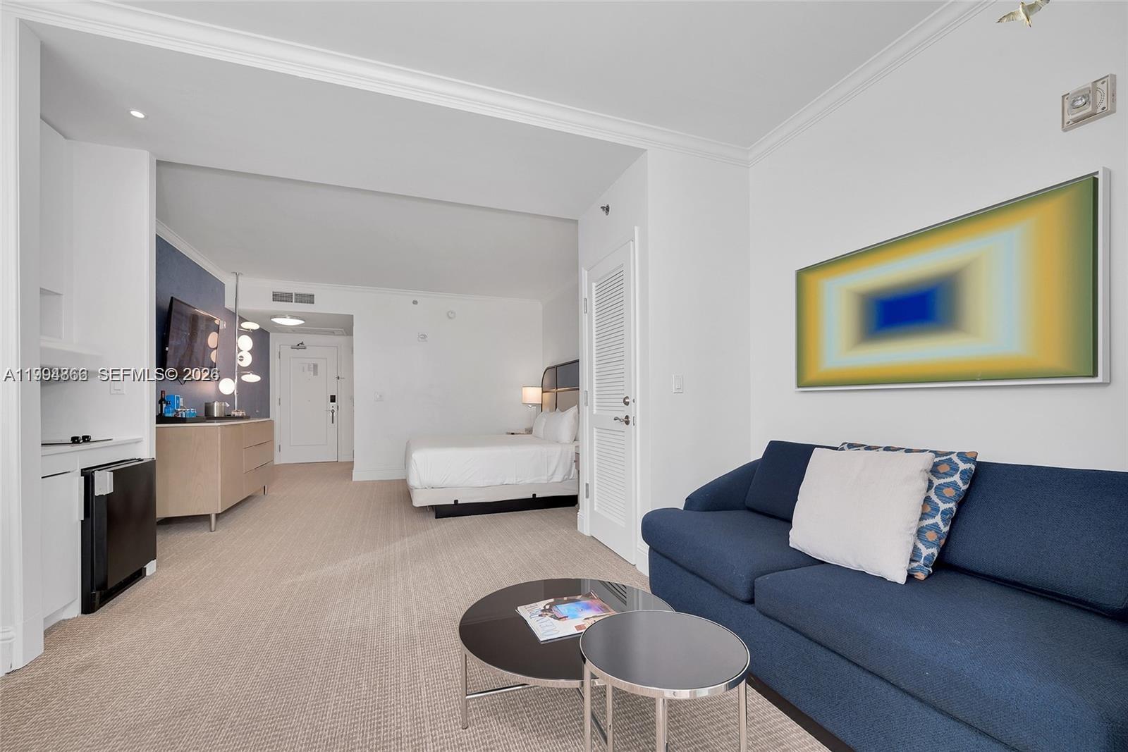 4401 Collins Ave #902 Miami Beach, FL 33140