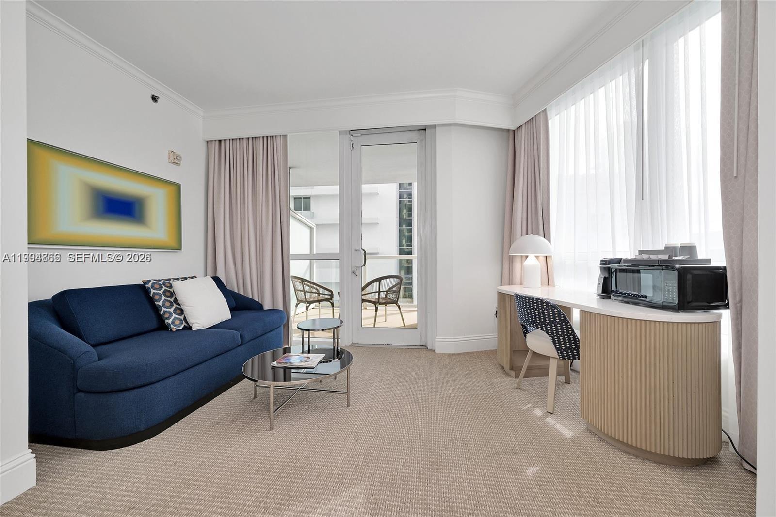 4401 Collins Ave #902 Miami Beach, FL 33140