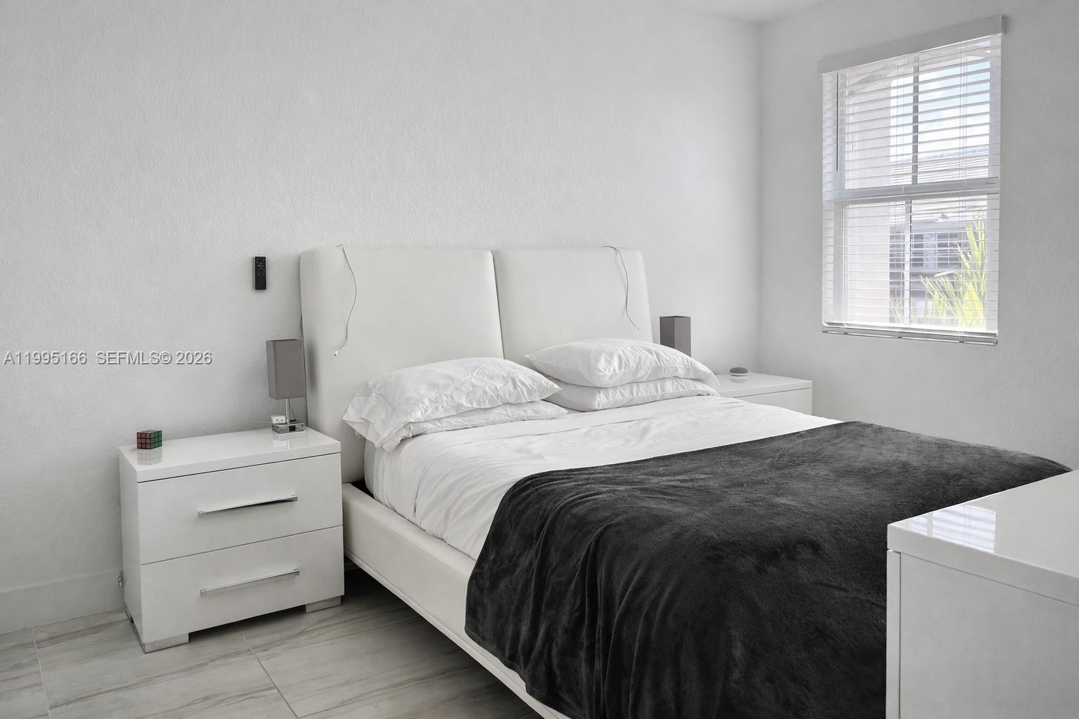 181 SW 170th Ave Pembroke Pines, FL 33027