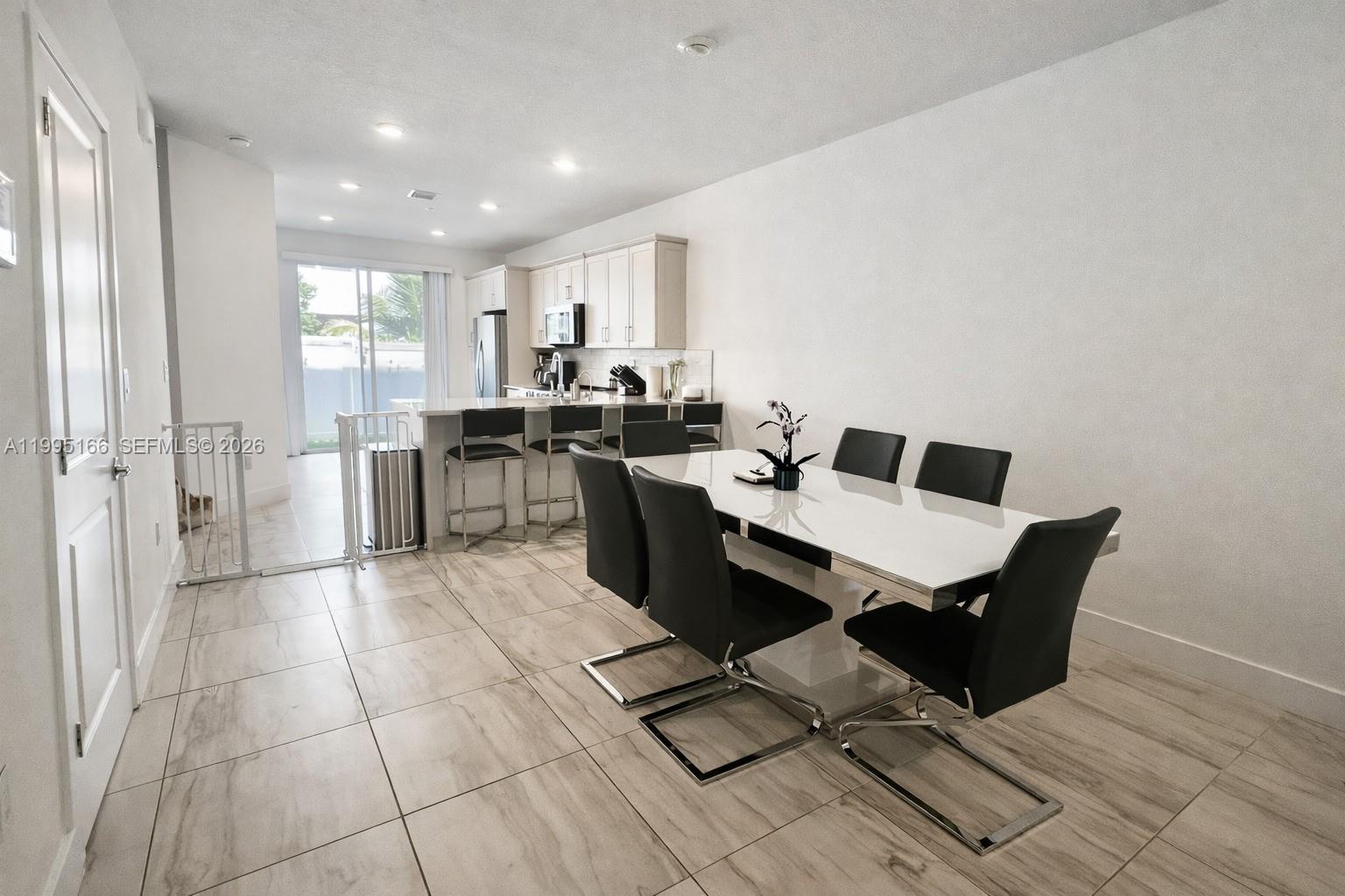 181 SW 170th Ave Pembroke Pines, FL 33027