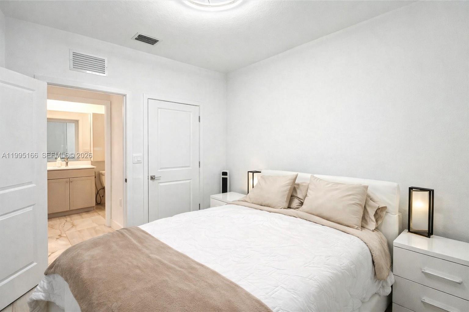 181 SW 170th Ave Pembroke Pines, FL 33027