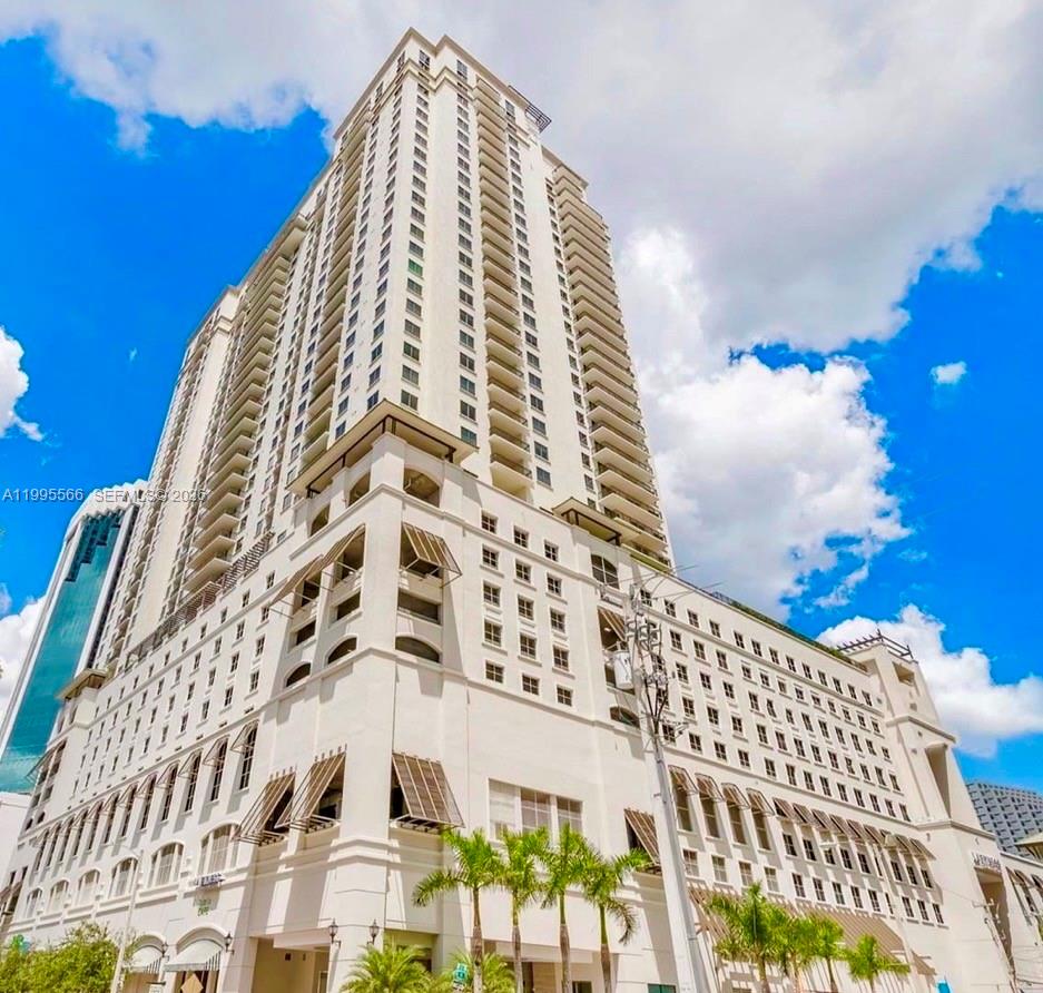 image Nine at Mary Brickell Village3