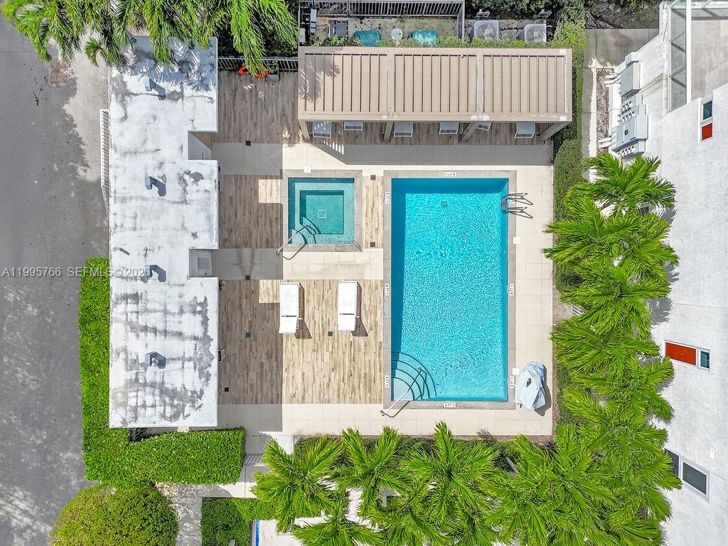 455 NE 39th St #205 Miami, FL 33137