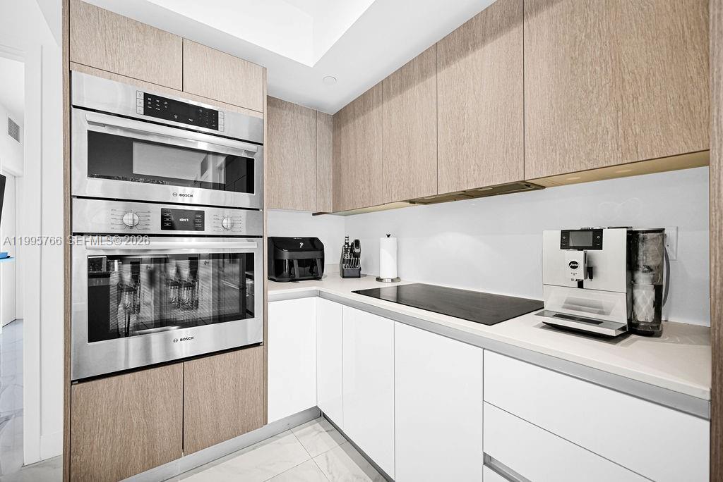 455 NE 39th St #205 Miami, FL 33137