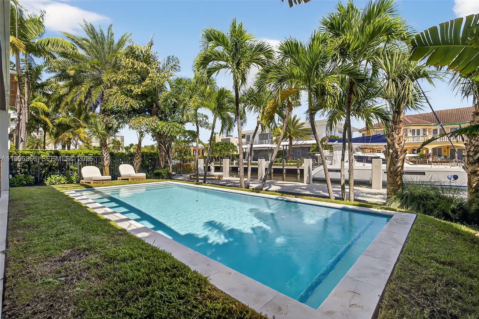 620 Solar Isle Dr Fort Lauderdale, FL 33301