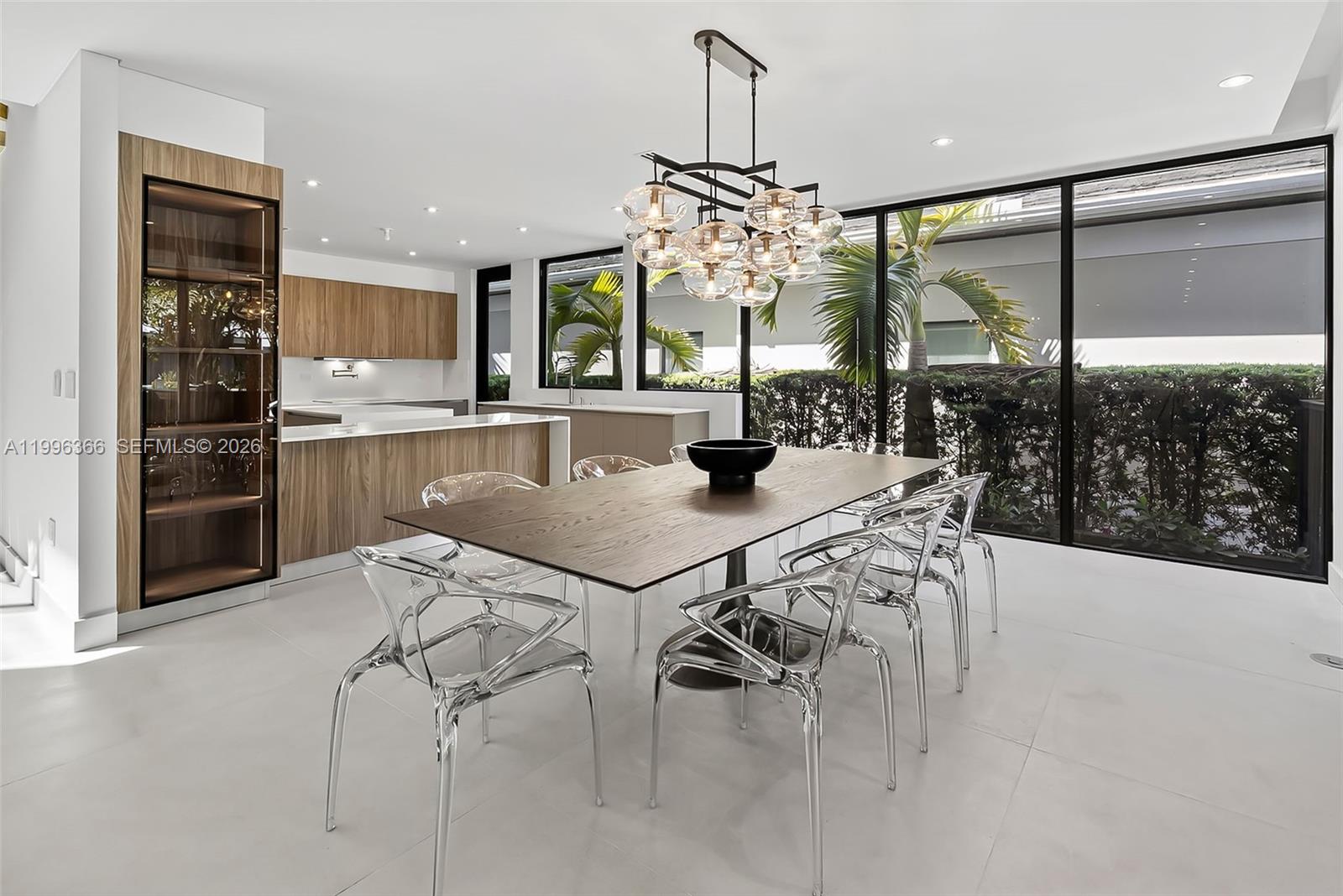 620 Solar Isle Dr Fort Lauderdale, FL 33301