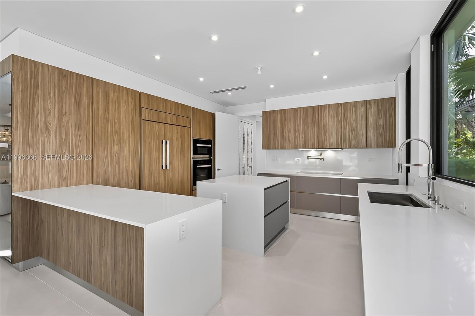 620 Solar Isle Dr Fort Lauderdale, FL 33301