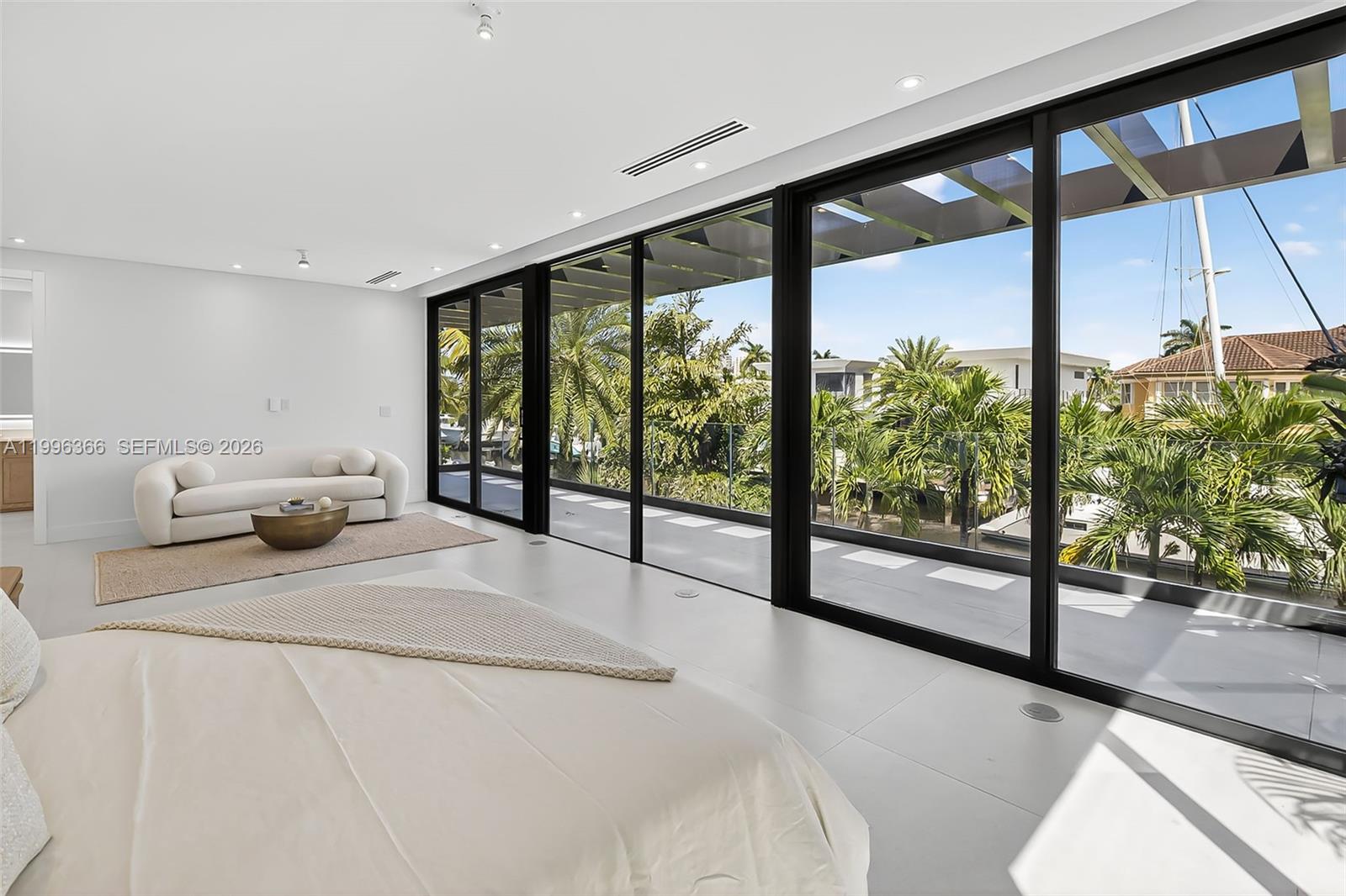 620 Solar Isle Dr Fort Lauderdale, FL 33301