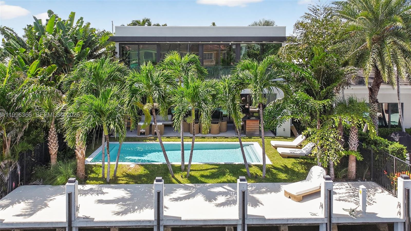 620 Solar Isle Dr Fort Lauderdale, FL 33301