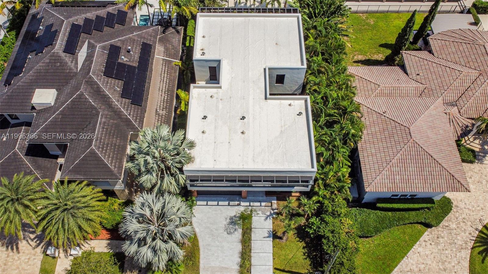 620 Solar Isle Dr Fort Lauderdale, FL 33301