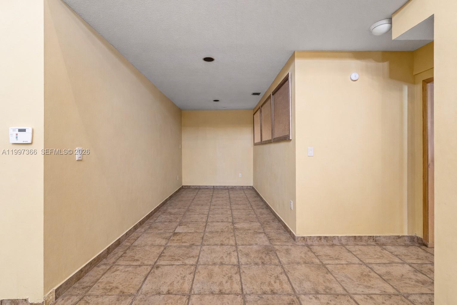 7997 SW 76th Ave Miami, FL 33143