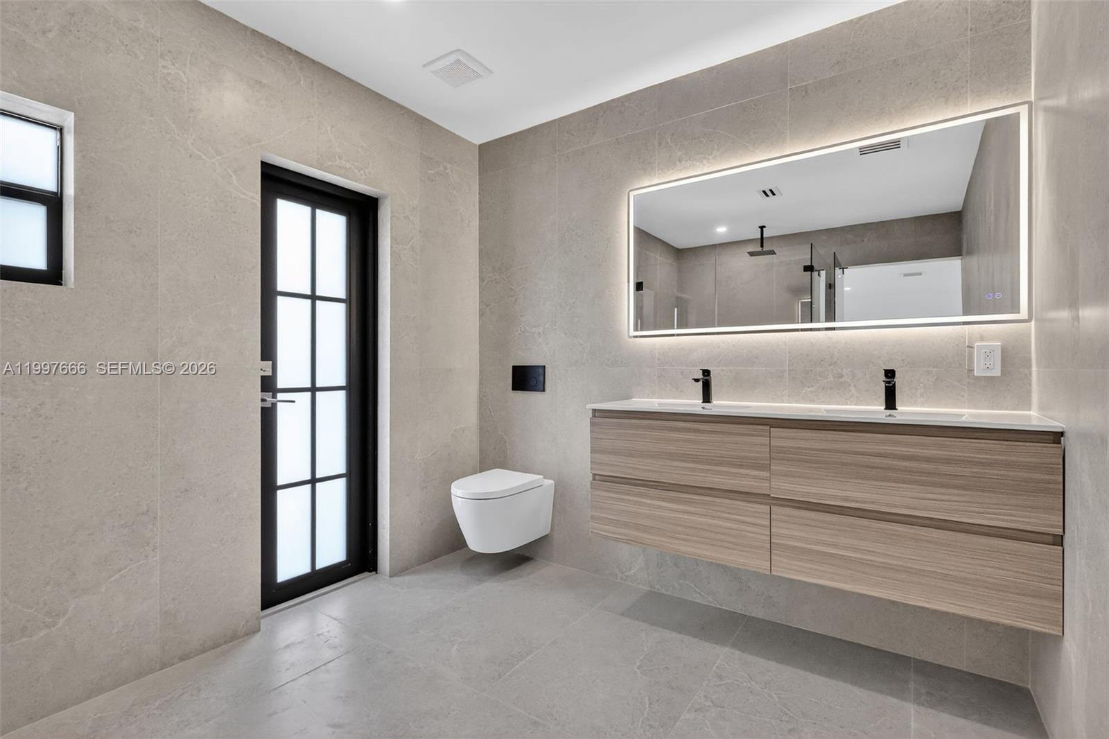 607 Layne Blvd Hallandale Beach, FL 33009