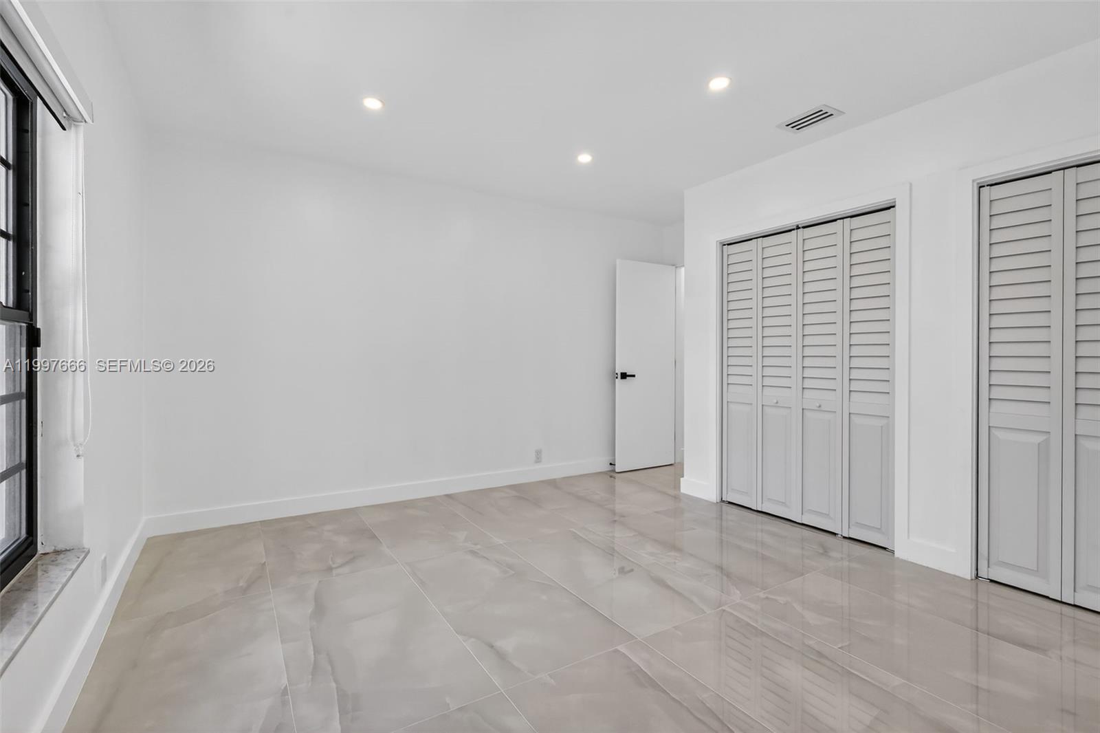 607 Layne Blvd Hallandale Beach, FL 33009