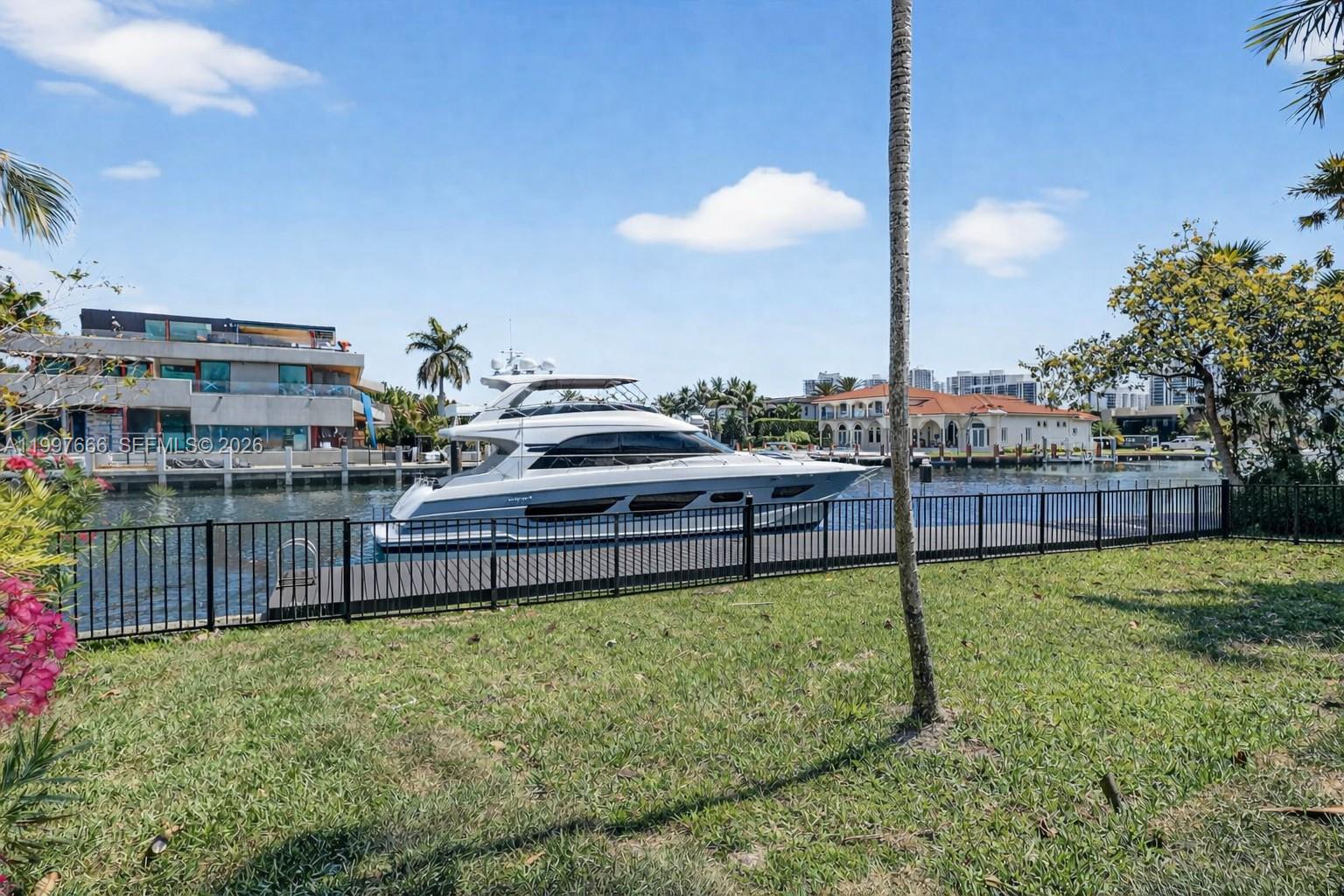 607 Layne Blvd Hallandale Beach, FL 33009