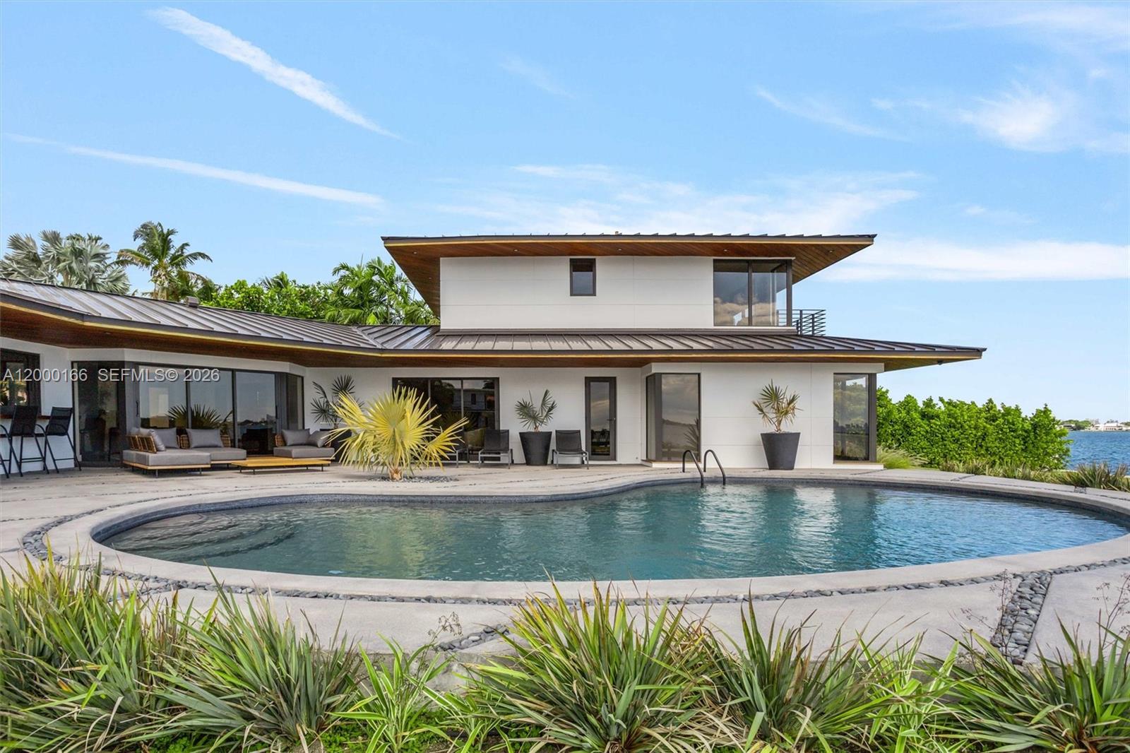 1982 NE 119th Rd North Miami, FL 33181