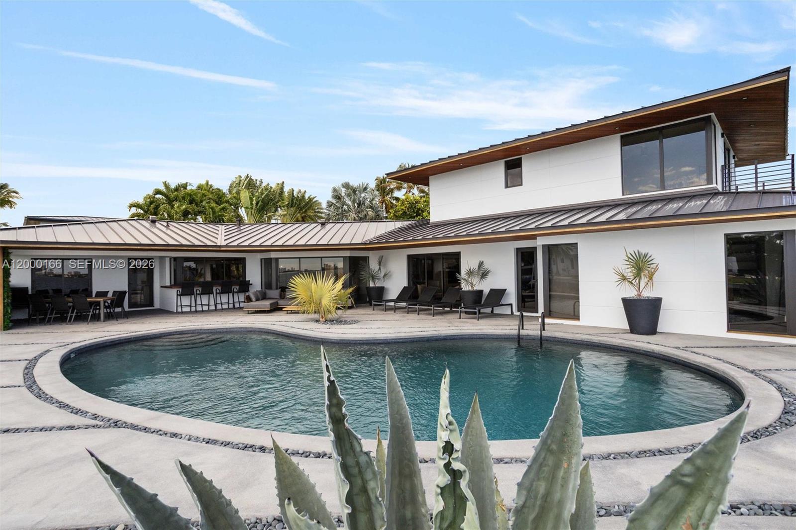 1982 NE 119th Rd North Miami, FL 33181