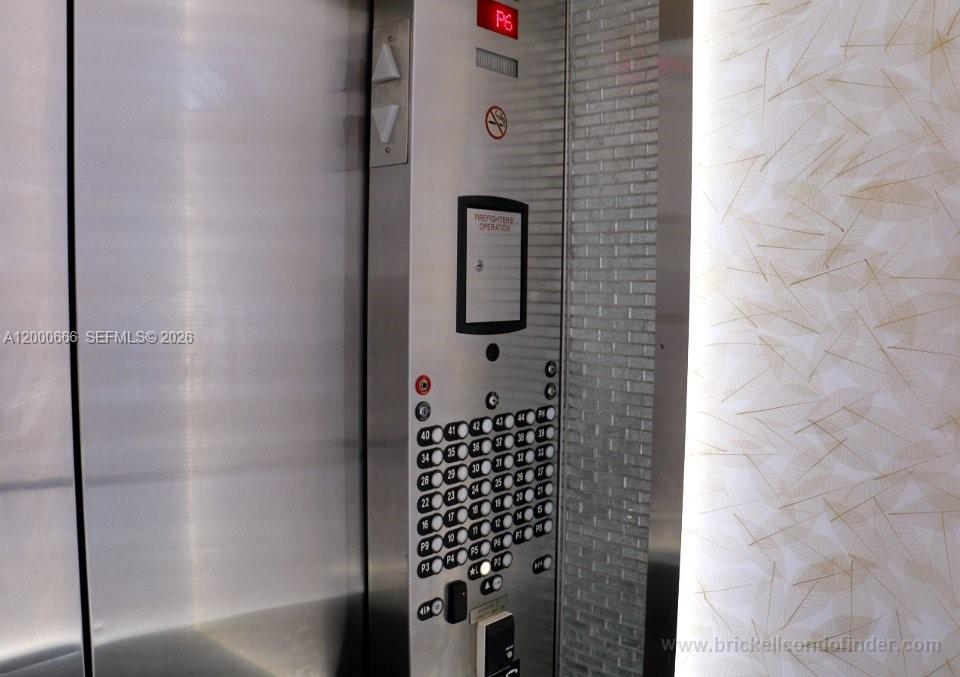 image The Ivy at Riverfront18