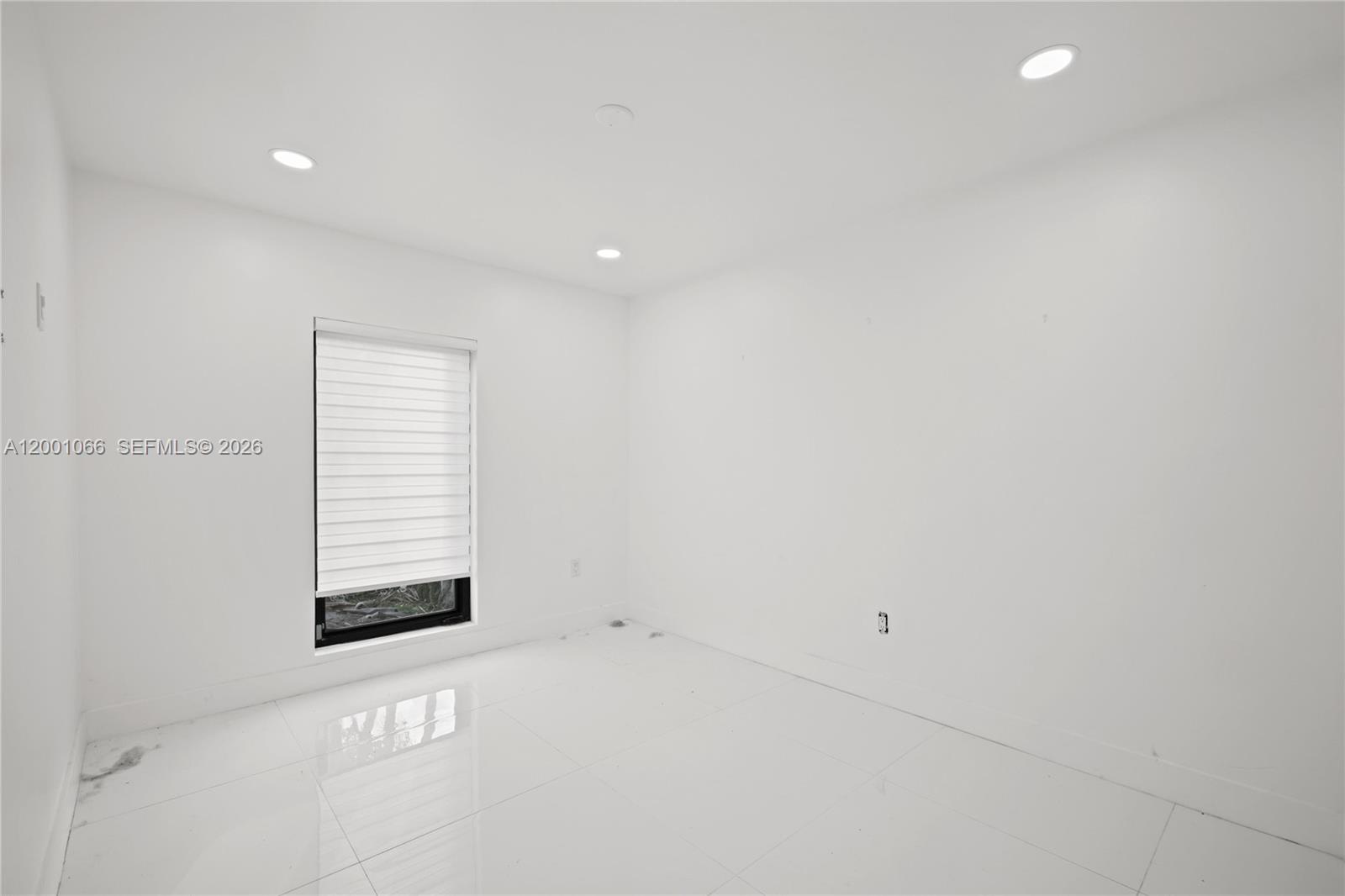 10105 SW 144th Ave Miami, FL 33186