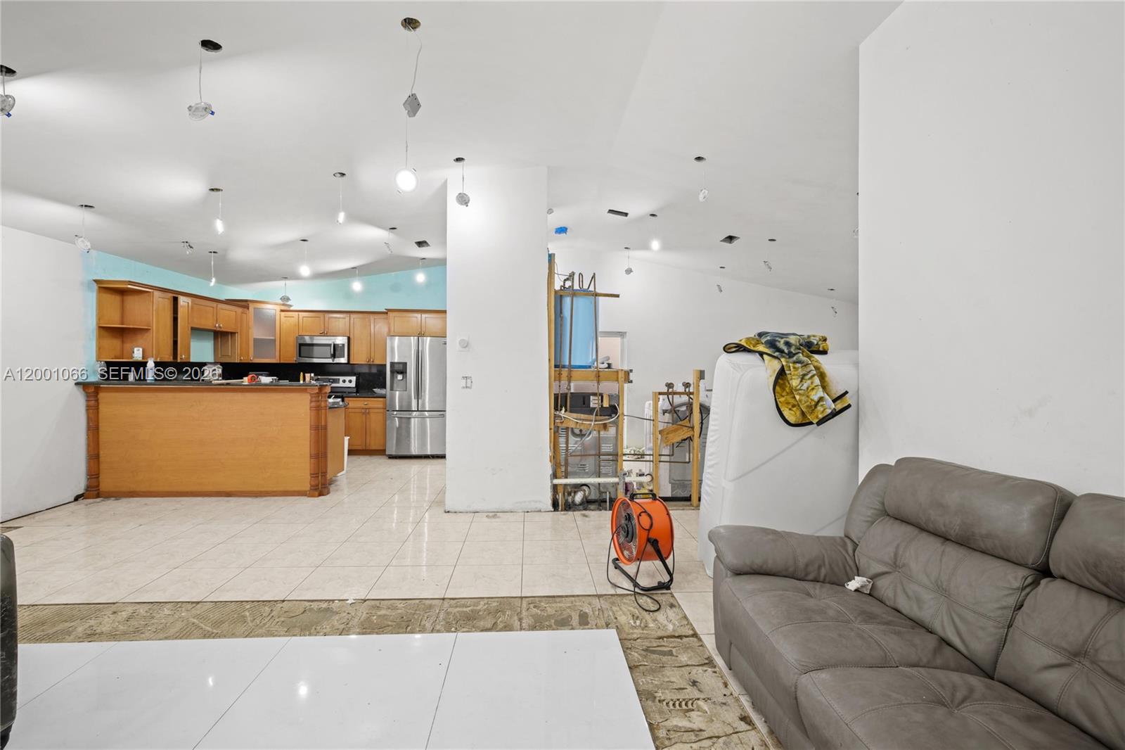 10105 SW 144th Ave Miami, FL 33186