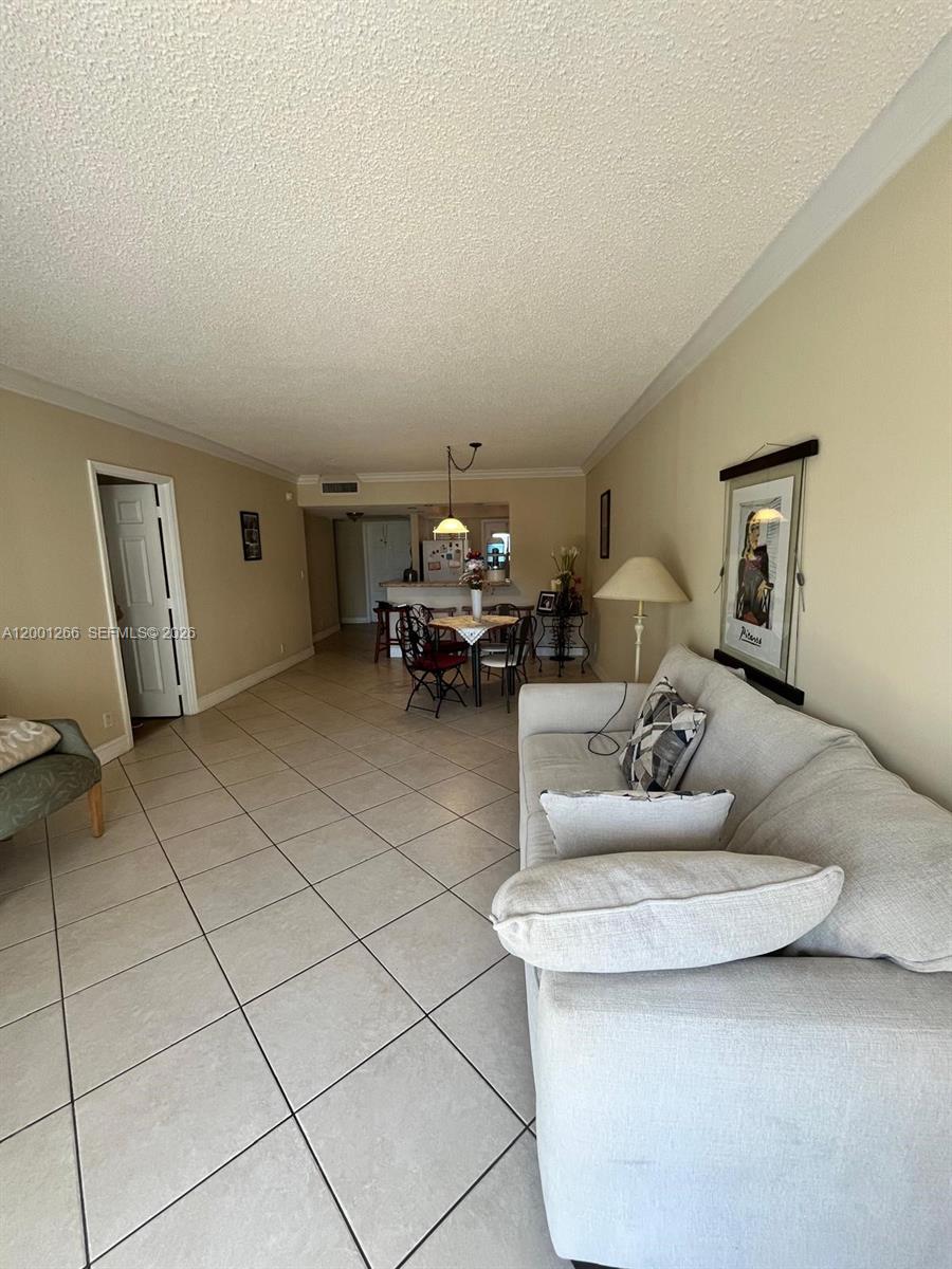 3200 N Palm Aire Dr #407 Pompano Beach, FL 33069