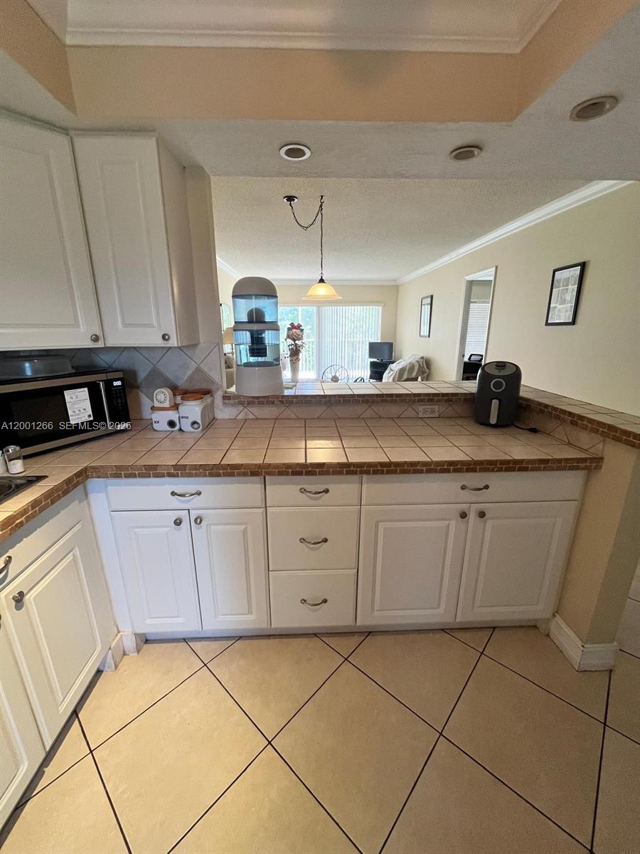 3200 N Palm Aire Dr #407 Pompano Beach, FL 33069