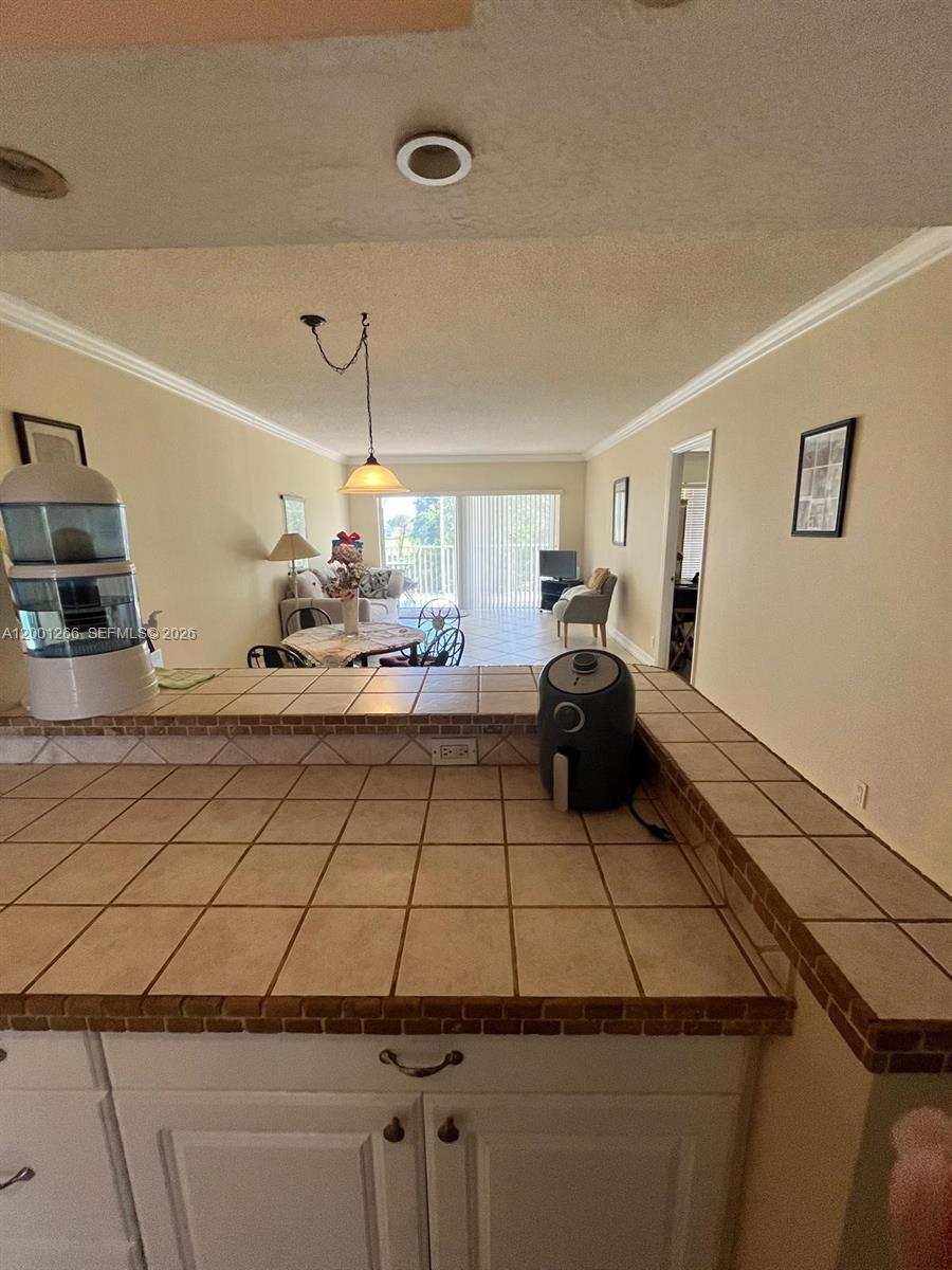 3200 N Palm Aire Dr #407 Pompano Beach, FL 33069