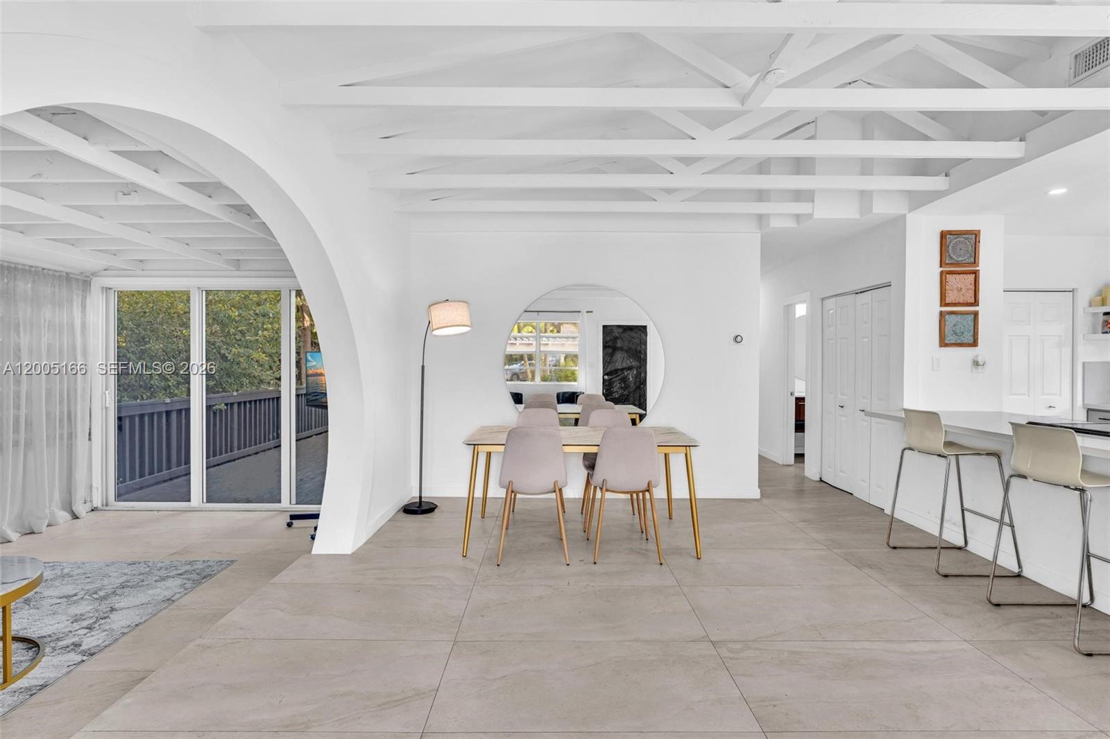 9264 Byron Ave Surfside, FL 33154