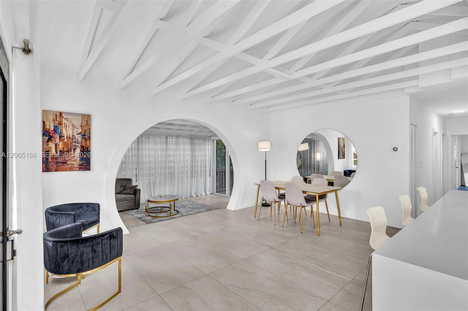 9264 Byron Ave Surfside, FL 33154