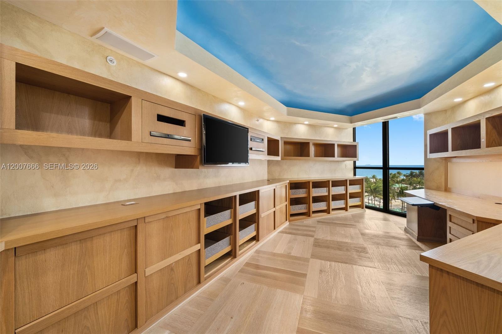 9999 Collins Ave #6G Bal Harbour, FL 33154