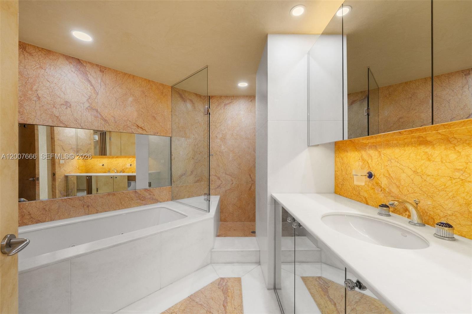 9999 Collins Ave #6G Bal Harbour, FL 33154