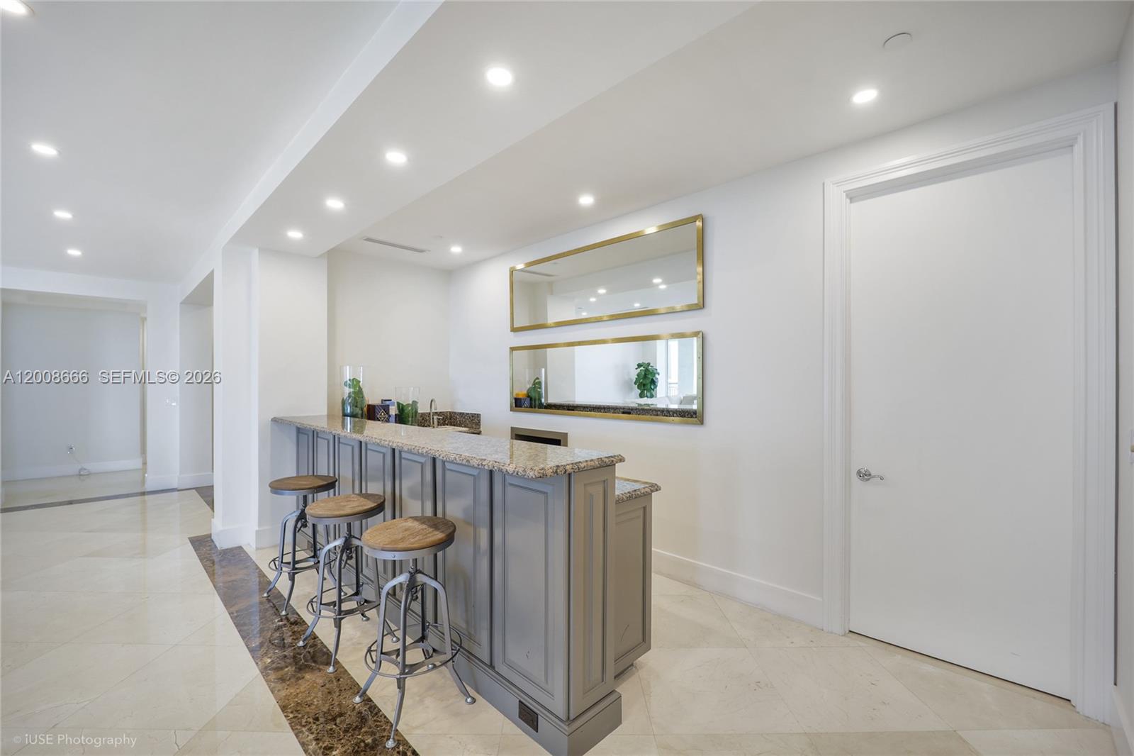 3400 SW 27th Ave #2202 Miami, FL 33133