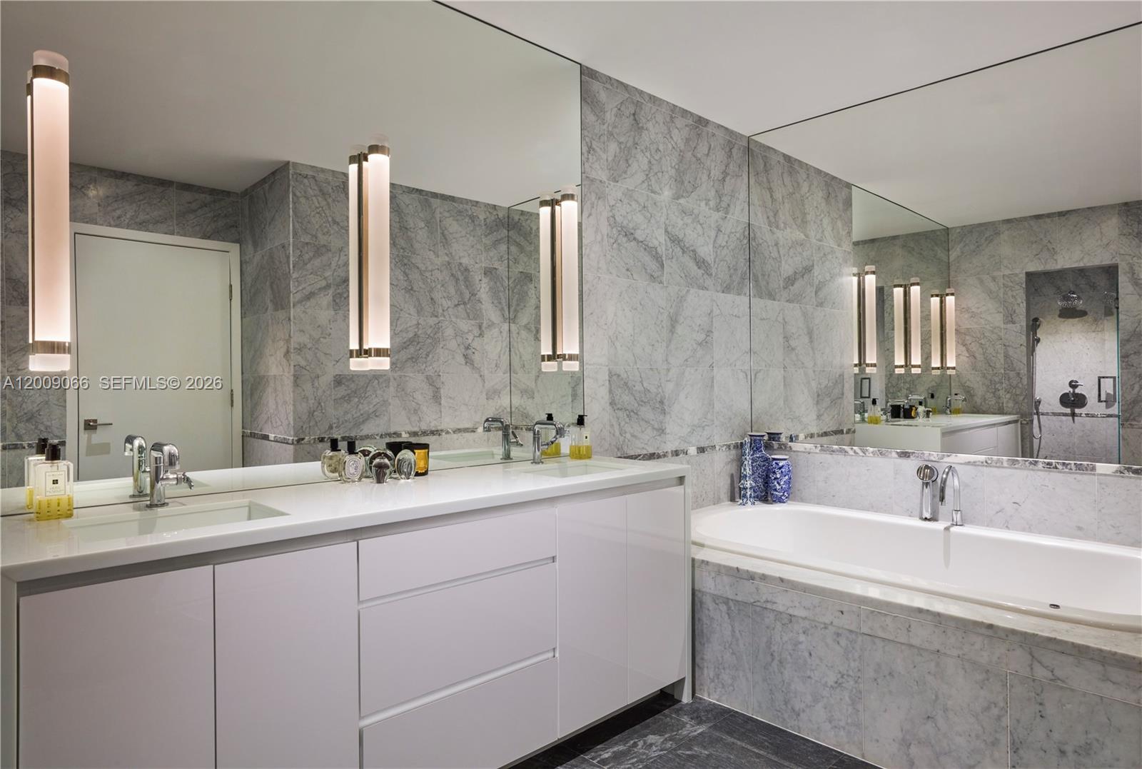 6101 Aqua Ave #903 Miami Beach, FL 33141