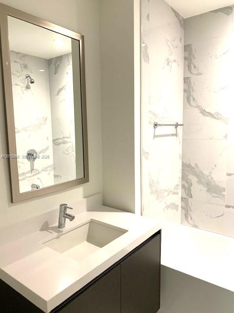 851 NE 1st Ave #2110 Miami, FL 33132