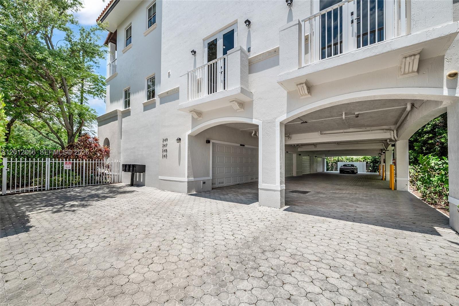 345 Madeira Ave #345 Coral Gables, FL 33134